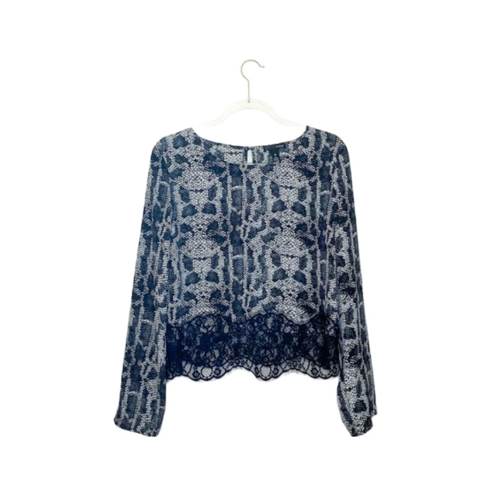 Aqua Gray Snakeskin Pattern w/ Black Lace Long Sleeve Blouse LRG